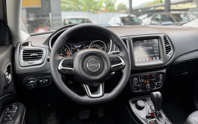 imagem-https://www.socarrao.com.br/sc-vehicle-images-prod/3845318/1789504734848-01240e120c2646ce818b899152c03d02_1789472271251.jpg