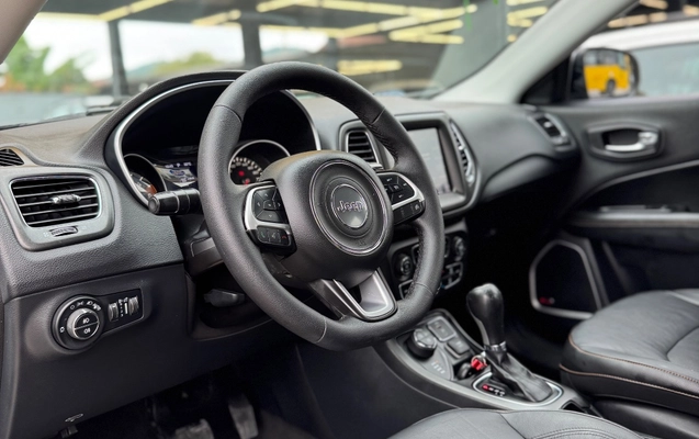 imagem-https://www.socarrao.com.br/sc-vehicle-images-prod/3845318/1789504734849-42ecc8b26efe442f9768f5b215fc39d5_1789472271253.jpg