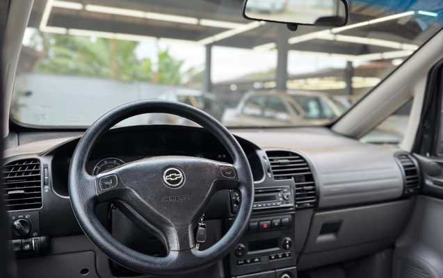 imagem-https://www.socarrao.com.br/sc-vehicle-images-prod/3845319/1789492120437-ddfeb95a312543d1920739d3ea34f57f_1789472346626.jpg