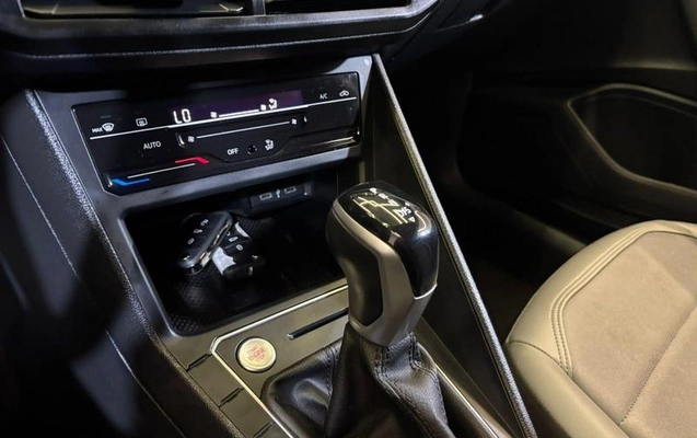 imagem-https://www.socarrao.com.br/sc-vehicle-images-prod/3845321/1790010918895-8478597_12_B_50393da58a.jpeg