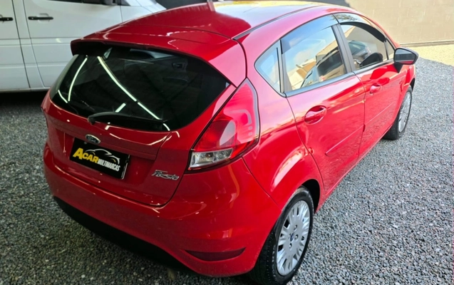imagem-https://www.socarrao.com.br/sc-vehicle-images-prod/3845325/1789830872806-zjfsCwxXdEVslMOqAWsYXHa1vHg1dDvi.jpg