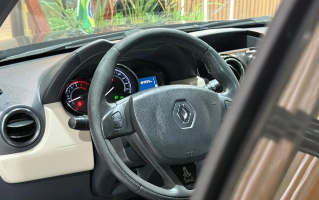 imagem-https://www.socarrao.com.br/sc-vehicle-images-prod/3845535/1789491682371-vehicle_image_1789491665_171a56f57d676d28f440c41d47bad007.jpeg