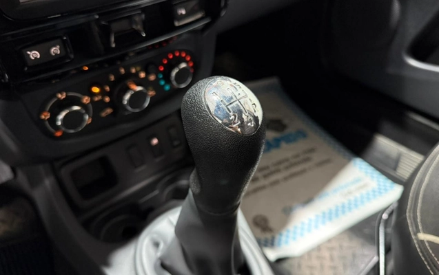 imagem-https://www.socarrao.com.br/sc-vehicle-images-prod/3845535/1789491682383-vehicle_image_1789491676_94344edffb46431e6a2da6b00cad4411.jpeg