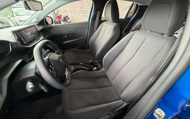 imagem-https://www.socarrao.com.br/sc-vehicle-images-prod/3845587/1789491823693-V2hhdHNBcHAgSW1hZ2UgMjAyNi0wOS0xNSBhdCAxMy40OC41MS5qcGVn.jpeg