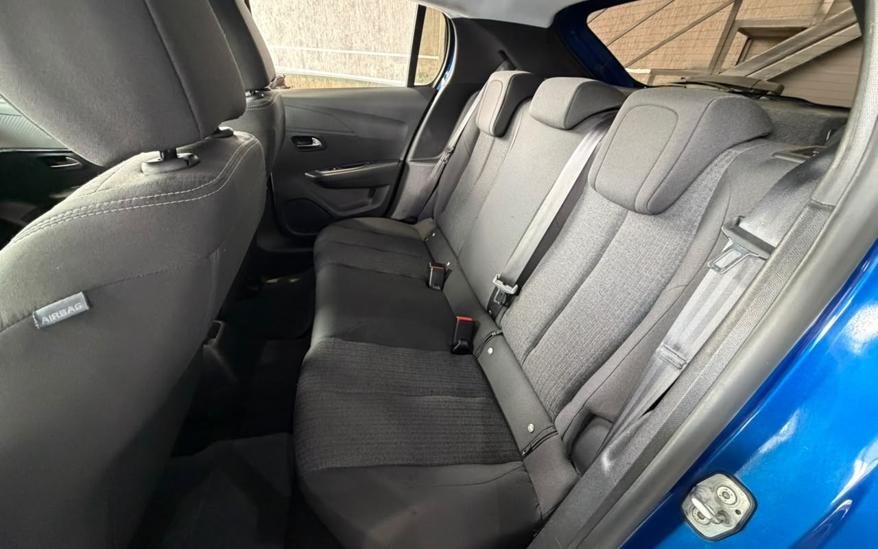 imagem-https://www.socarrao.com.br/sc-vehicle-images-prod/3845587/1789491823947-V2hhdHNBcHAgSW1hZ2UgMjAyNi0wOS0xNSBhdCAxMy40OC41MC5qcGVn.jpeg
