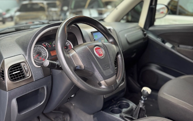 imagem-https://www.socarrao.com.br/sc-vehicle-images-prod/3845718/1789492129874-f429f30438b0464ba542726aa7fee2f6_1789472596503.jpg