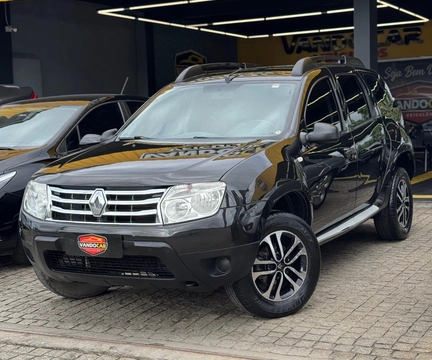 Renault Duster 2013 Preto — foto 1 de 3