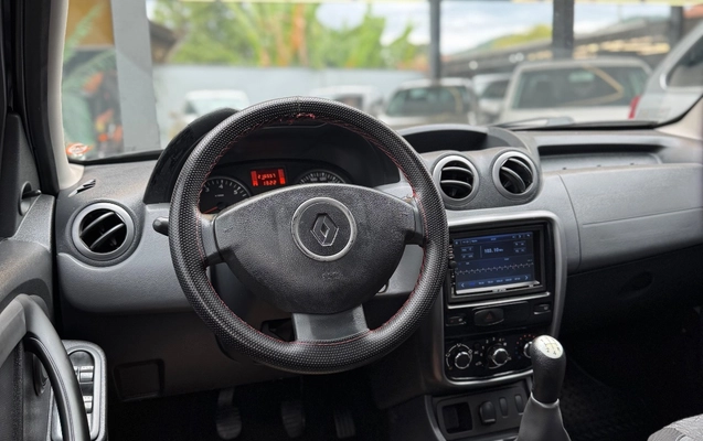 imagem-https://www.socarrao.com.br/sc-vehicle-images-prod/3845719/1789504820479-60aeea16e6f2434cbfd59acecb2c2238_1789472638856.jpg