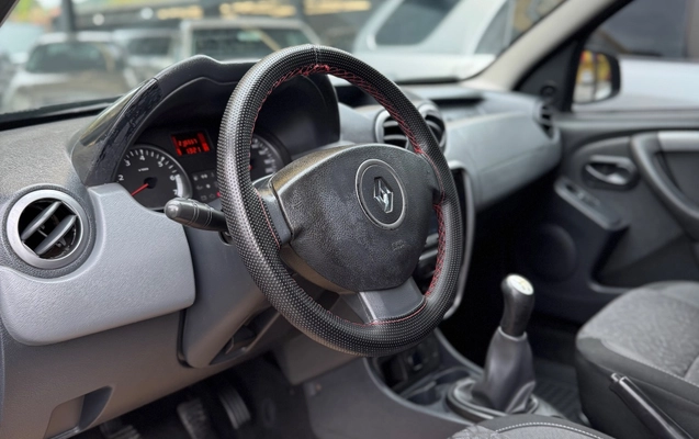 imagem-https://www.socarrao.com.br/sc-vehicle-images-prod/3845719/1789504820484-dcb2bfecd22440f891bcf532c918e182_1789472638867.jpg