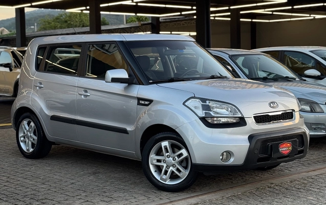 imagem-https://www.socarrao.com.br/sc-vehicle-images-prod/3845759/1789492161822-092b64bbd7f548328d66e82130432882_1789473650899.jpg