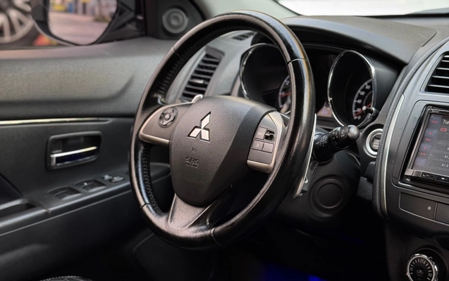 imagem-https://www.socarrao.com.br/sc-vehicle-images-prod/3845764/1789513928161-49e5dcefeb434faf9cb13925eeb2c6c2_1789490803860.jpg