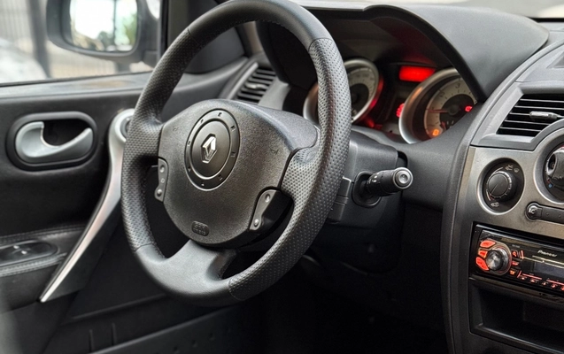 imagem-https://www.socarrao.com.br/sc-vehicle-images-prod/3845773/1789492224928-1a2d23a562894cadacb6361943910a74_1789490121342.jpg