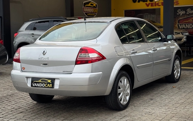 imagem-https://www.socarrao.com.br/sc-vehicle-images-prod/3845773/1789492224931-69b3fce7ee1141309e8f11fd62b9f970_1789490121359.jpg