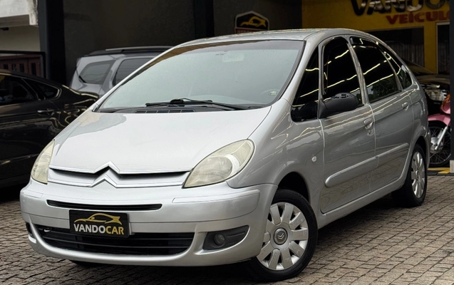 imagem-https://www.socarrao.com.br/sc-vehicle-images-prod/3845774/1789492229196-2b087b9d96d845559ab9eeac9aa2d65c_1789490048297.jpg