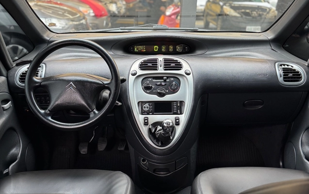 imagem-https://www.socarrao.com.br/sc-vehicle-images-prod/3845774/1789492229197-7c9b0fa66fd0453b85cd30f338bacb54_1789490048313.jpg