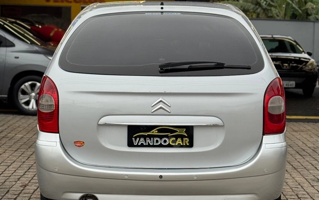 imagem-https://www.socarrao.com.br/sc-vehicle-images-prod/3845774/1789492229198-239863bfec7b47ecb708e83d2726beb3_1789490048324.jpg