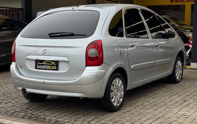 imagem-https://www.socarrao.com.br/sc-vehicle-images-prod/3845774/1789492229198-bd124ba5e20249008fb94fcb388cf9a2_1789490048326.jpg