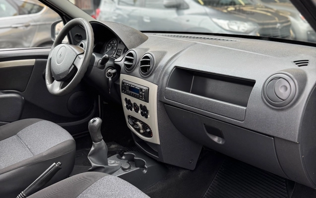 imagem-https://www.socarrao.com.br/sc-vehicle-images-prod/3845775/1789492229468-ab639673ab8e4bddb580b6f6c03ba49e_1789490017300.jpg