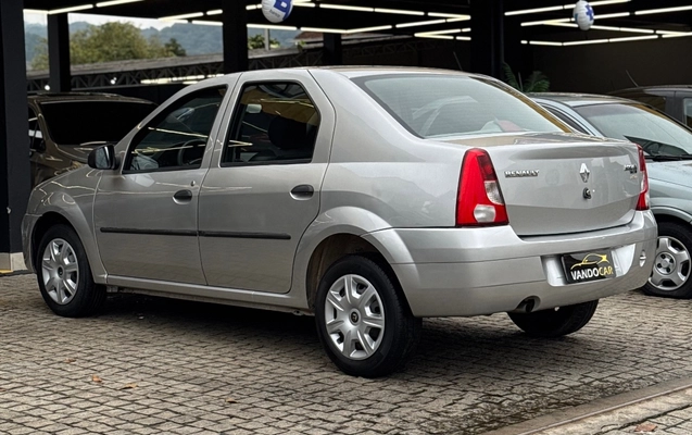 imagem-https://www.socarrao.com.br/sc-vehicle-images-prod/3845775/1789492229470-b181402620a54b1592d7646ee3558811_1789490017321.jpg