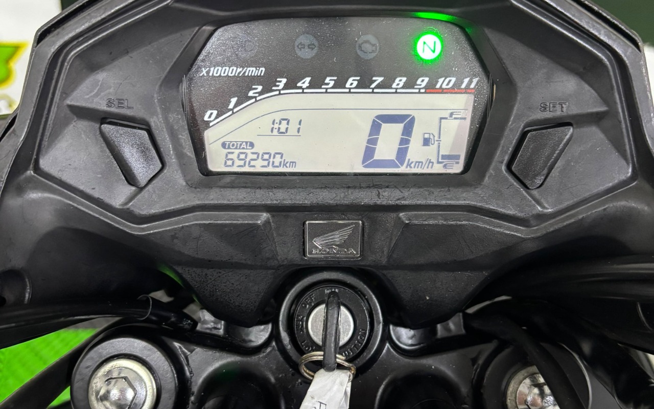 imagem-https://www.socarrao.com.br/sc-vehicle-images-prod/3845777/1789492259020-SU1HLTIwMjYwOTE1LVdBMDA1NC5qcGc.jpg