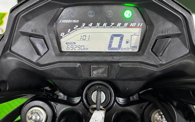 imagem-https://www.socarrao.com.br/sc-vehicle-images-prod/3845777/1789492259020-SU1HLTIwMjYwOTE1LVdBMDA1NC5qcGc.jpg