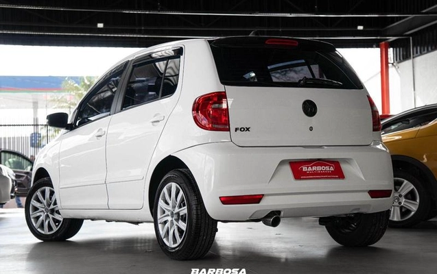 imagem-https://www.socarrao.com.br/sc-vehicle-images-prod/3845778/1789492269297-8448193_4_B_e1cf0bd41f.jpeg