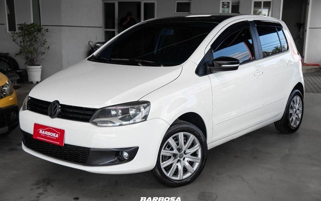 imagem-https://www.socarrao.com.br/sc-vehicle-images-prod/3845778/1789492269298-8448193_17_B_9a9cb54295.jpeg
