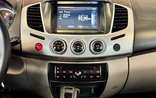 imagem-https://www.socarrao.com.br/sc-vehicle-images-prod/3846114/1789492972719-8343944_10_B_b9ad2a4c83.jpeg