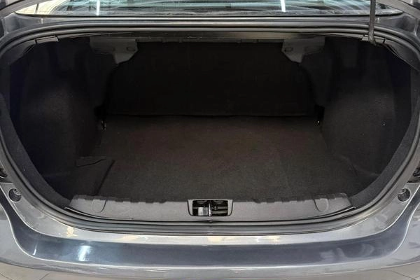 imagem-https://www.socarrao.com.br/sc-vehicle-images-prod/3846125/1789493011217-8478775_2_B_1583943833.jpeg