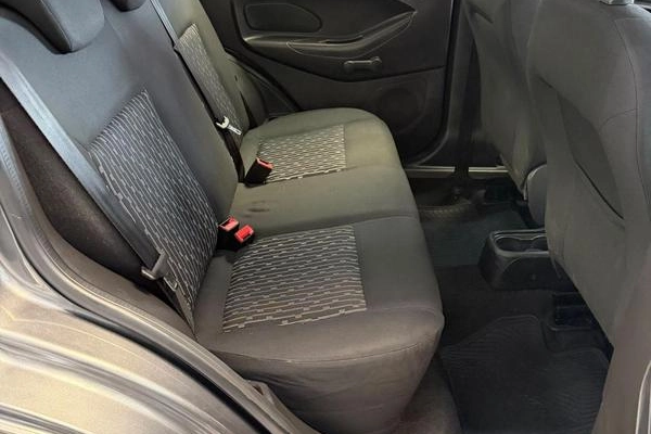 imagem-https://www.socarrao.com.br/sc-vehicle-images-prod/3846125/1789493011225-8478775_0_B_19e35ba806.jpeg