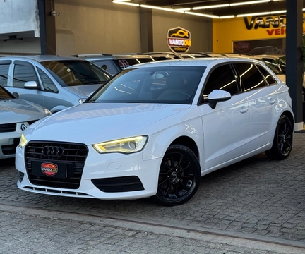 Audi A1 2014 Branco — foto 1 de 3
