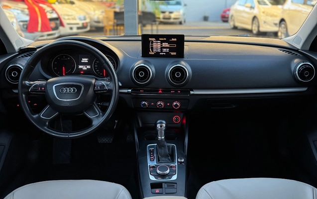 imagem-https://www.socarrao.com.br/sc-vehicle-images-prod/3846180/1789493561560-2bf7abe85d4f48d5994f73ce40d2eeb7_1789489989138.jpg