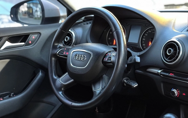 imagem-https://www.socarrao.com.br/sc-vehicle-images-prod/3846180/1789493561562-238fca42713b4b05bda8ed69ab4e1cd2_1789489989151.jpg