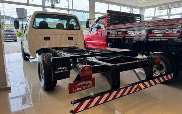 imagem-https://www.socarrao.com.br/sc-vehicle-images-prod/3846350/1789495488566-My5qcGVn.jpeg