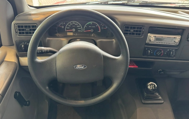 imagem-https://www.socarrao.com.br/sc-vehicle-images-prod/3846350/1789495489221-MTEuanBlZw.jpeg