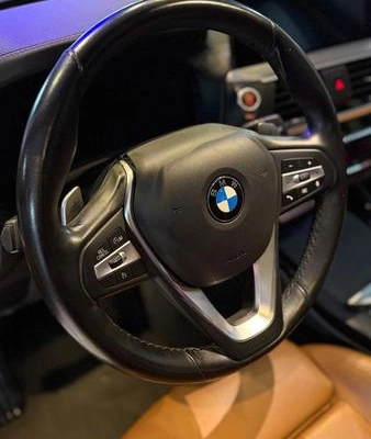 imagem-https://www.socarrao.com.br/sc-vehicle-images-prod/3846402/1789567743074-8474851_4_B_e0134a55b6.jpeg