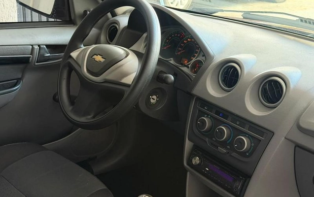 imagem-https://www.socarrao.com.br/sc-vehicle-images-prod/3846512/1789563264148-8468008_7_B_803f0d1836.jpeg