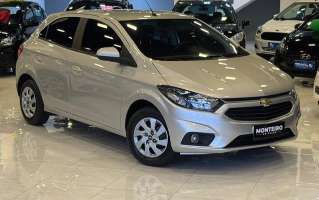 imagem-https://www.socarrao.com.br/sc-vehicle-images-prod/3846544/1789493772846-8_054234.jpg