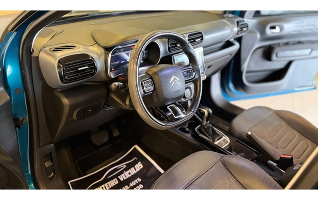 imagem-https://www.socarrao.com.br/sc-vehicle-images-prod/3846545/1789493780694-6_030405.jpg