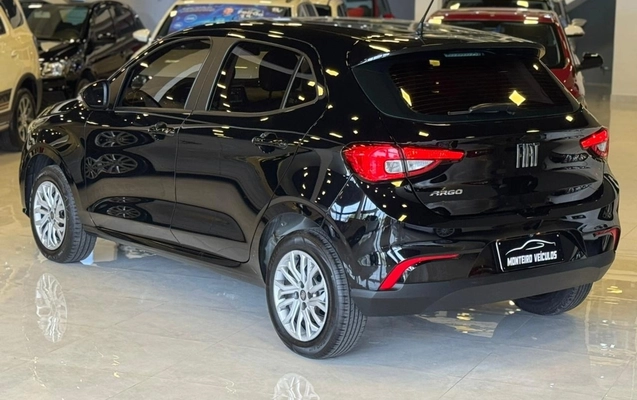 imagem-https://www.socarrao.com.br/sc-vehicle-images-prod/3846548/1789493797000-4.jpg