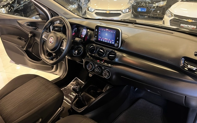 imagem-https://www.socarrao.com.br/sc-vehicle-images-prod/3846551/1789493802539-5_121807.jpg