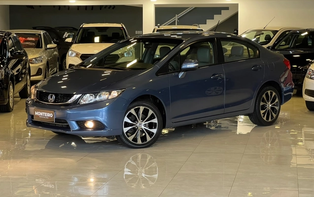 imagem-https://www.socarrao.com.br/sc-vehicle-images-prod/3846555/1789493824068-4_110913.jpg