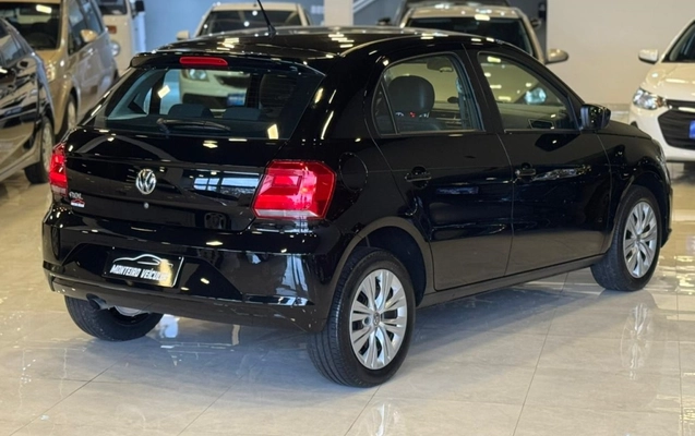 imagem-https://www.socarrao.com.br/sc-vehicle-images-prod/3846575/1789493893697-10_014257.jpg
