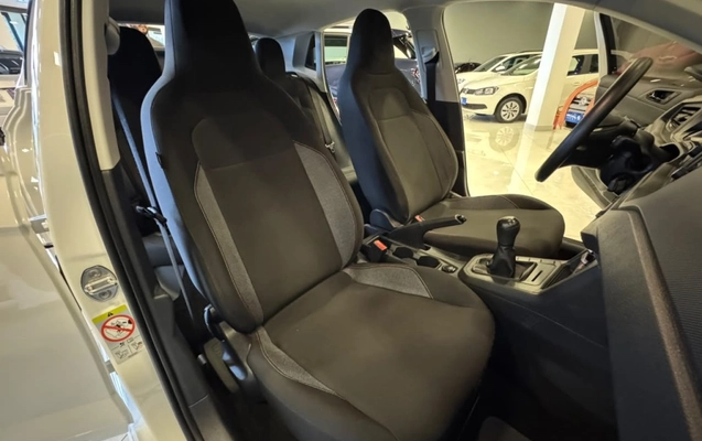 imagem-https://www.socarrao.com.br/sc-vehicle-images-prod/3846576/1789493900850-9_020734.jpg