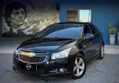 Chevrolet Cruze 2014 Preto — foto 1 de 3