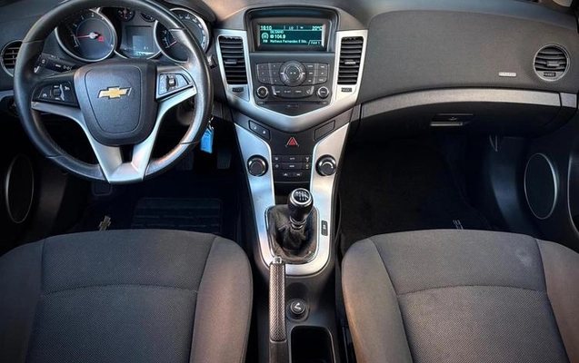 imagem-https://www.socarrao.com.br/sc-vehicle-images-prod/3846641/1789494170420-8130657_14_B_59b89d8d02.jpeg