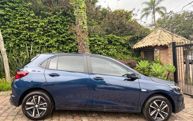 imagem-https://www.socarrao.com.br/sc-vehicle-images-prod/3846915/1789495083749-8465742_1_B_edc3f51315.jpeg