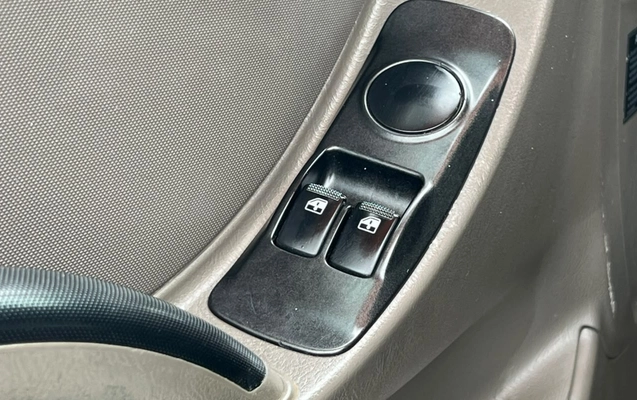 imagem-https://www.socarrao.com.br/sc-vehicle-images-prod/3847142/1789495116797-V2hhdHNBcHAgSW1hZ2UgMjAyNi0wOS0xMiBhdCAxNS40MS4yMyAoNSkuanBlZw.jpeg