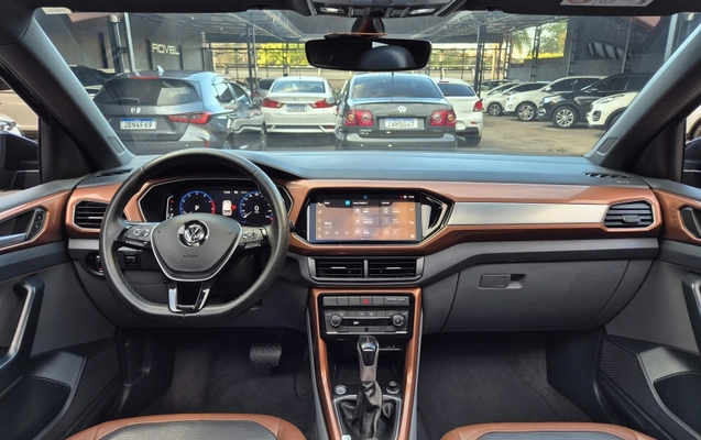 imagem-https://www.socarrao.com.br/sc-vehicle-images-prod/3847265/1789693611765-XdxvOYL4sci0jN7B3q9Tz7kR6dUwXl2U.jpg