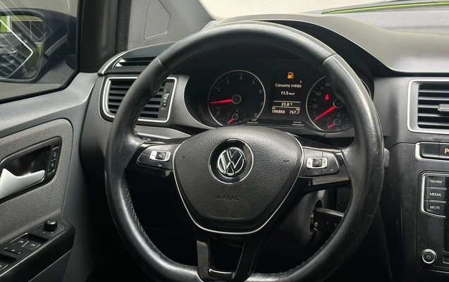 imagem-https://www.socarrao.com.br/sc-vehicle-images-prod/3847386/1789495529761-9aa64ff20d694cdaae49dca7e3a71dd5_1789495520864.jpg